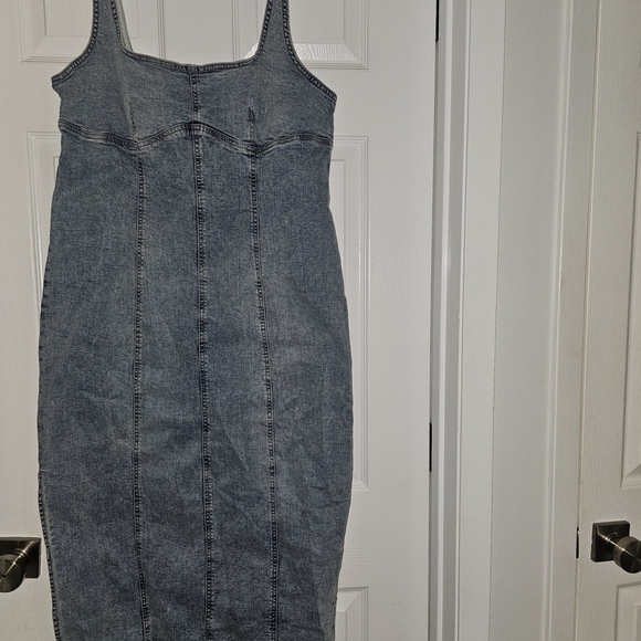 wild fable Dresses & Skirts - Wild Fable Denim dress Size L sleevless NWT